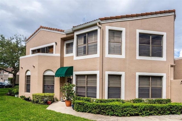 6606 Villa Sonrisa Dr 910, Boca Raton