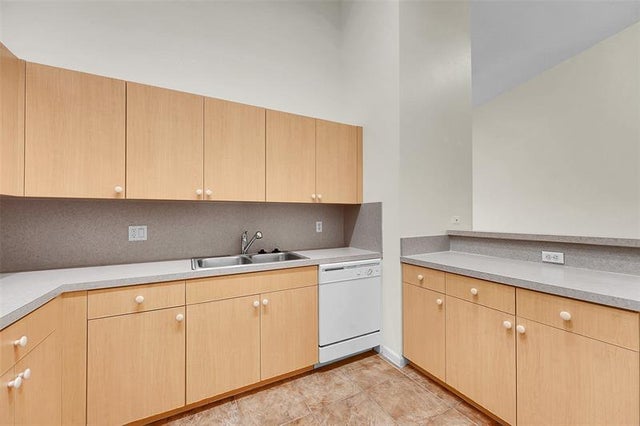 5 of 36 - 9815 Galleon Dr, West Palm Beach, FL