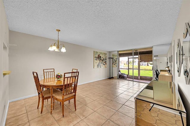 3 of 28 - 9261 Sunrise Lakes Blvd 112, Sunrise, FL