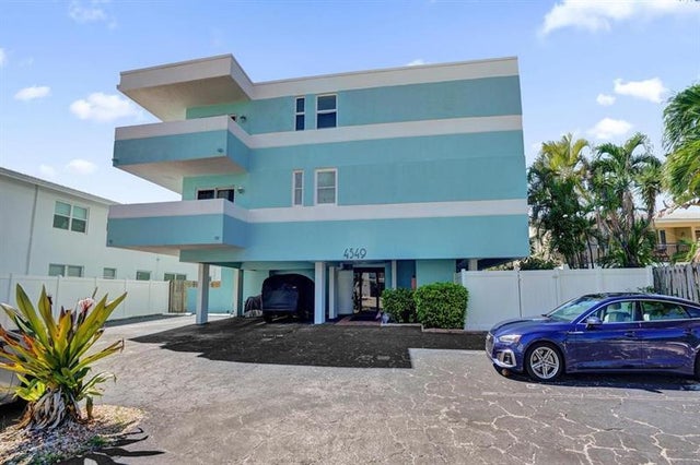 1 of 40 - 4549 N Ocean Dr 1, Lauderdale By The Sea, FL