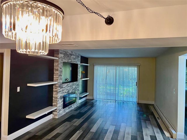4 of 8 - 636 Nw 13th St 17, Boca Raton, FL