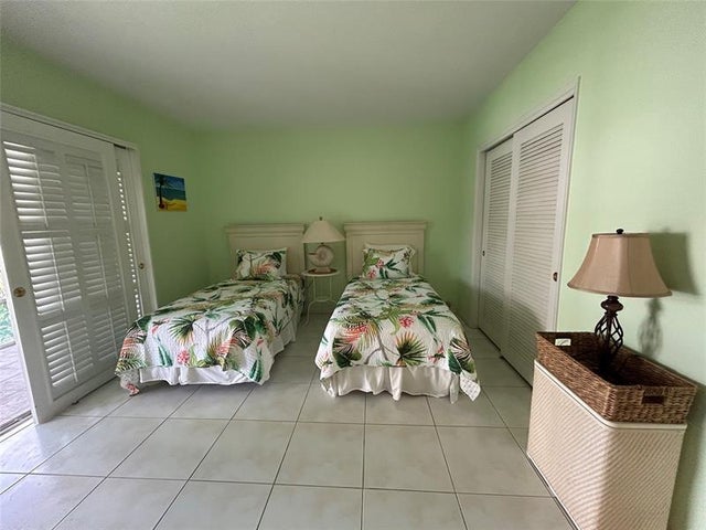 4 of 27 - 2050 Ne 39th St 207, Lighthouse Point, FL