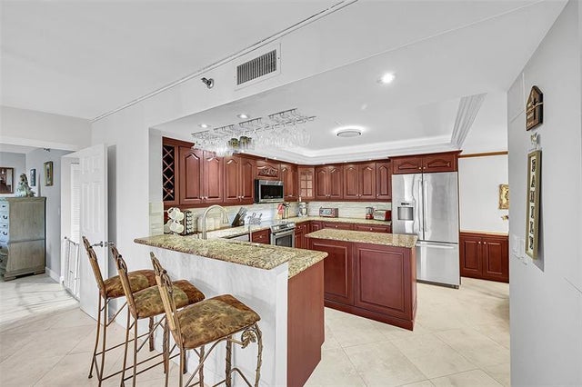 2 of 48 - 2900 Ne 14th Street Cswy 304, Pompano Beach, FL