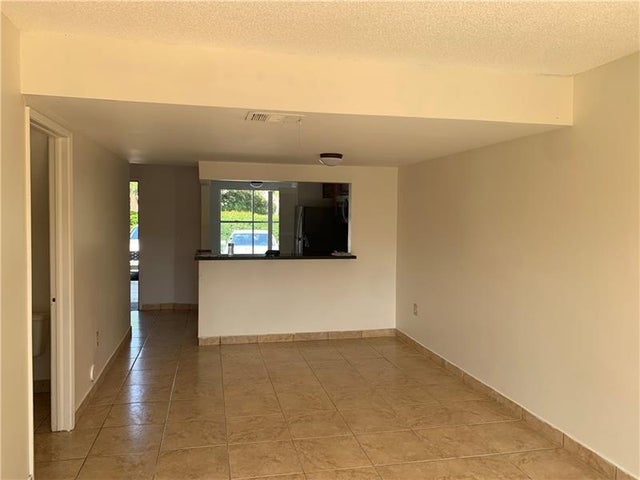 2 of 12 - 3910 Nw 90th Ave 3910, Fort Lauderdale, FL