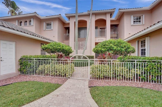 1 of 7 - 2770 Ne 15th 201, Fort Lauderdale, FL