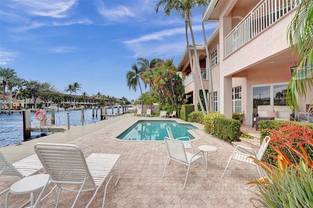 5 of 7 - 2770 Ne 15th 201, Fort Lauderdale, FL