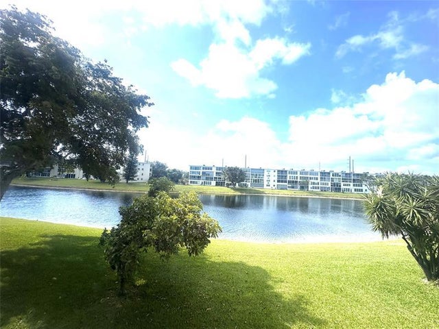 1 of 57 - 2004 Harwood C 2004, Deerfield Beach, FL