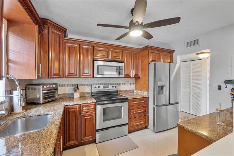4154 Nw 90th Ave 201, Coral Springs