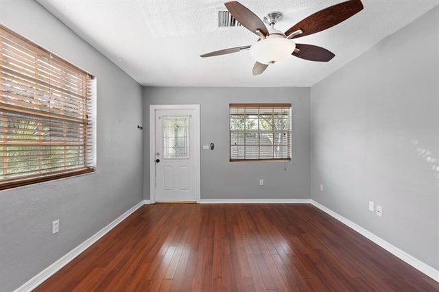 2 of 9 - 821 Tequesta Street 1, Fort Lauderdale, FL