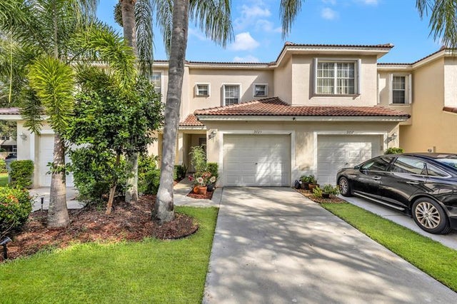 1 of 34 - 9723 Lago Dr 9723, Boynton Beach, FL