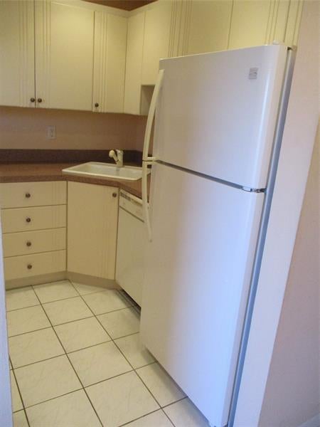3 of 25 - 8390 Lagos De Campo Blvd 304, Tamarac, FL