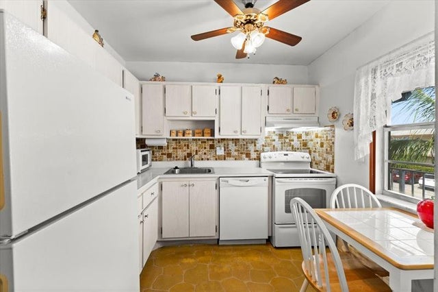 4 of 29 - 7200 Nw 5th Pl 203, Margate, FL