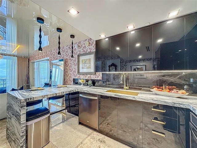 4 of 37 - 1800 S Ocean Dr 2709, Hallandale, FL