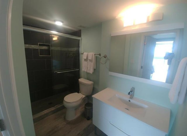 3 of 8 - 2655 Collins Av 602, Miami Beach, FL