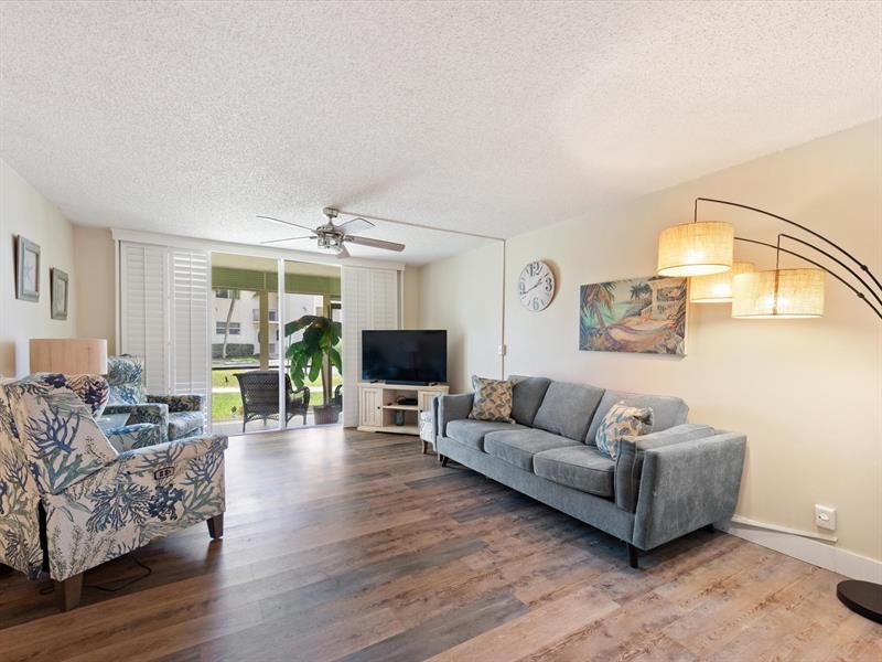 311 S Hollybrook Dr 104, Pembroke Pines