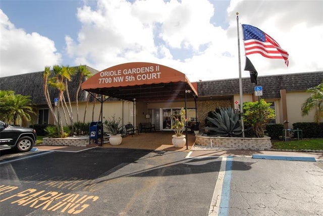 1 of 21 - 7855 Nw 5th Ct 104, Margate, FL
