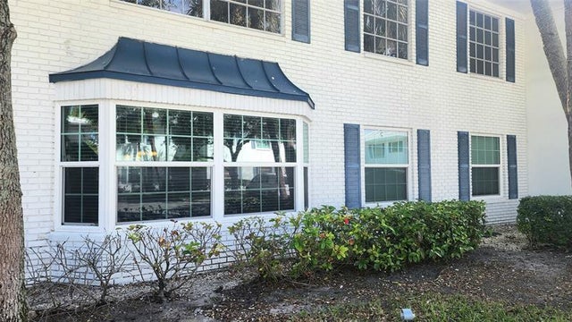 2270 Ne 68th St 1903, Fort Lauderdale