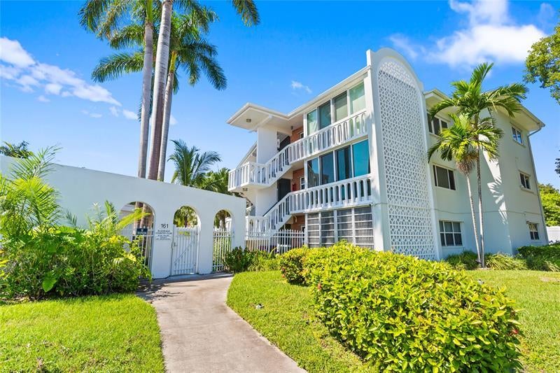 161 Ne 10th Ave 3b, Hallandale