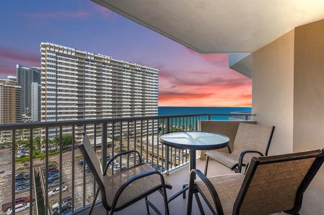 4 of 29 - 1980 S Ocean Dr 10h, Hallandale, FL