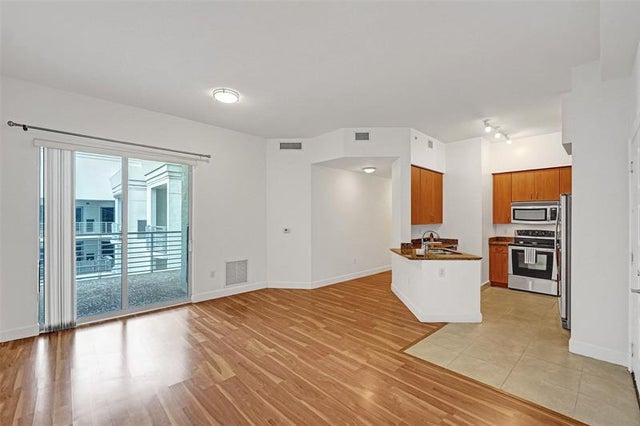 1 of 31 - 1830 Radius Dr 1317, Hollywood, FL