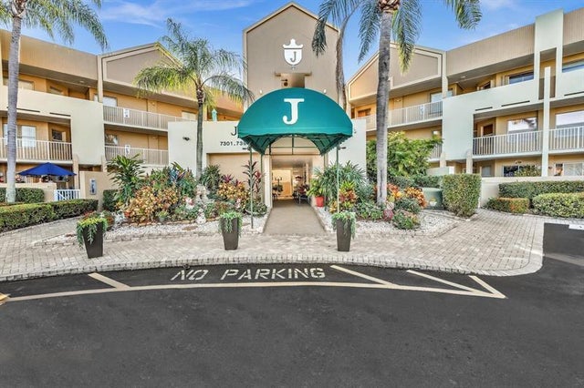 2 of 83 - 7377 Granville Dr 311, Fort Lauderdale, FL