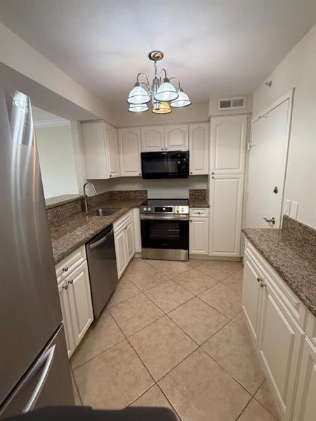 5 of 30 - 1900 S Ocean Blvd 7j, Lauderdale By The Sea, FL
