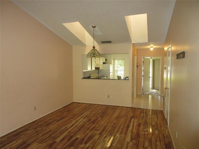 4 of 14 - 219 Hill St. 44, Casselberry, FL