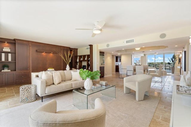 1 of 38 - 77 S Birch Rd 5d, Fort Lauderdale, FL