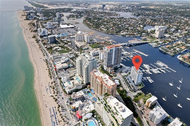2 of 38 - 77 S Birch Rd 5d, Fort Lauderdale, FL