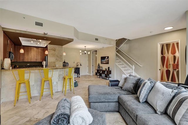 3 of 68 - 2601 Ne 14th Ave 104, Wilton Manors, FL