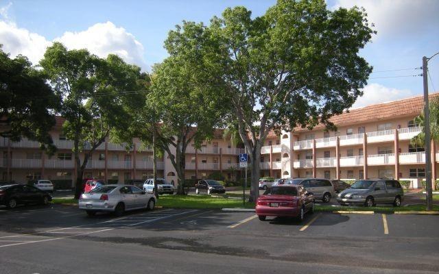 1 of 1 - 8861 Sunrise Lakes Blvd 305, Sunrise, FL