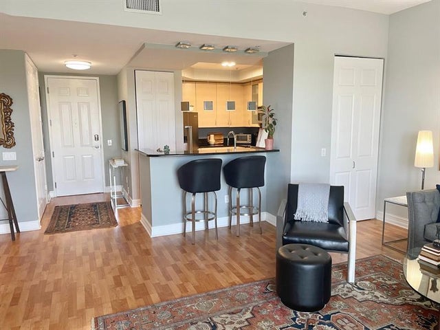 2 of 60 - 2609 Ne 14th Ave 402, Wilton Manors, FL