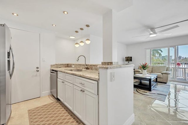 3 of 21 - 720 Bayshore Dr 304, Fort Lauderdale, FL