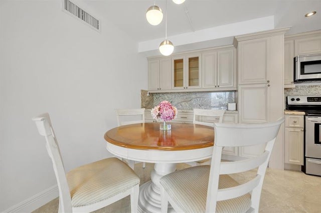 5 of 21 - 720 Bayshore Dr 304, Fort Lauderdale, FL