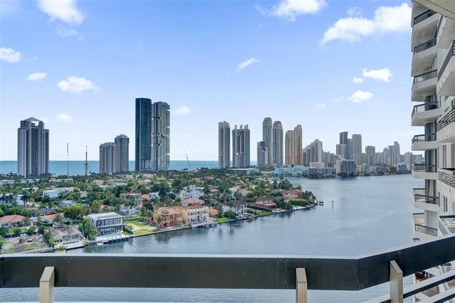 3 of 58 - 19101 Ne 36th Ct 1709, Aventura, FL