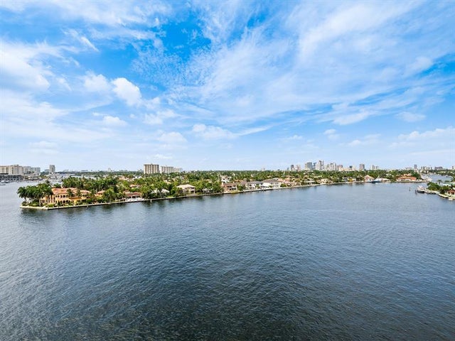 4 of 54 - 435 Bayshore Dr 703, Fort Lauderdale, FL