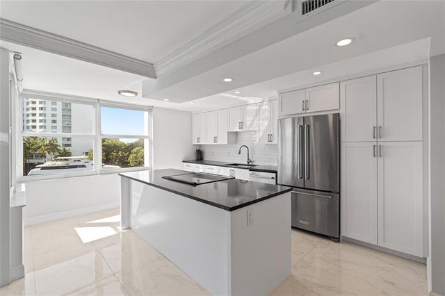 2 of 53 - 2800 E Sunrise Blvd 5c, Fort Lauderdale, FL