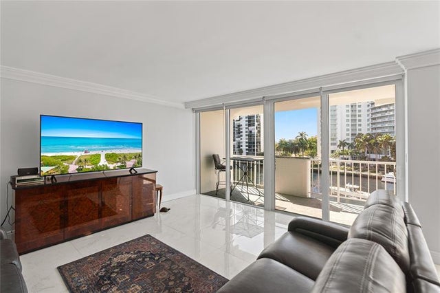 4 of 53 - 2800 E Sunrise Blvd 5c, Fort Lauderdale, FL