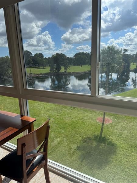 4 of 7 - 1700 Nw 80th Ave 308, Margate, FL