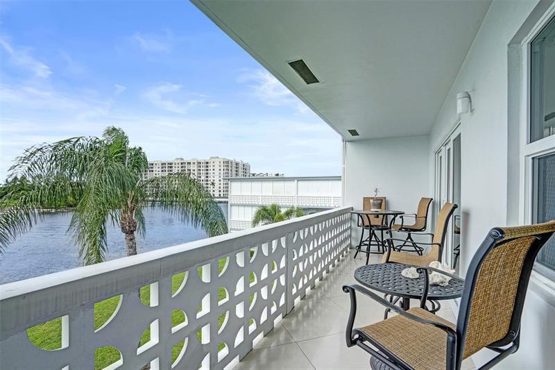 1001 N Riverside Dr 304, Pompano Beach