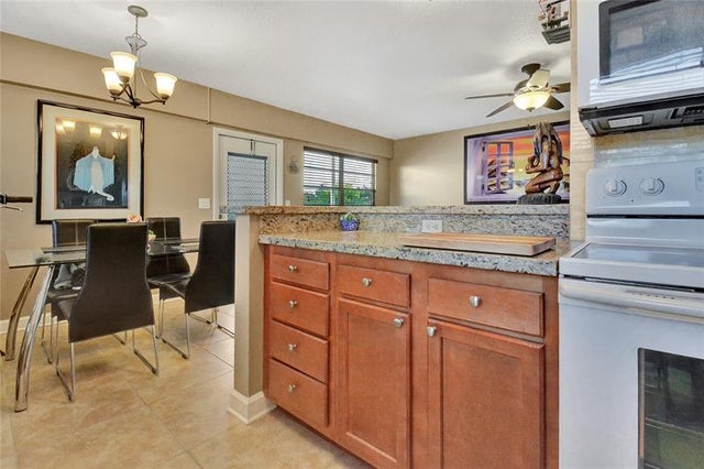 5 of 26 - 33 Fanshaw A 33, Boca Raton, FL