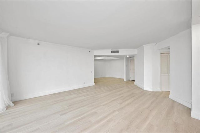 2 of 21 - 3640 Yacht Club Dr 1501, Aventura, FL