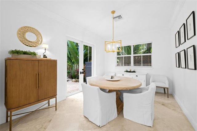 3 of 36 - 920 Sw 8th St, Fort Lauderdale, FL