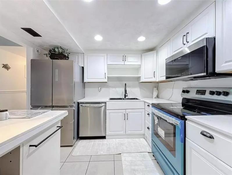 4304 Nw 9th Ave 2-3c, Deerfield Beach