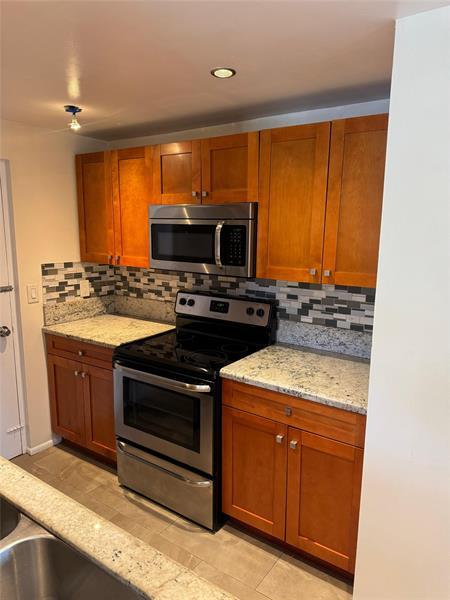 4 of 22 - 1407 Ne 56th St 201, Fort Lauderdale, FL