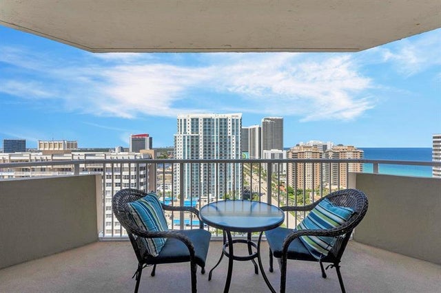 4 of 23 - 1985 S Ocean Dr 21h, Hallandale, FL