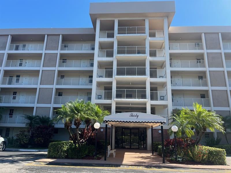 2851 S Palm Aire Dr 610, Pompano Beach