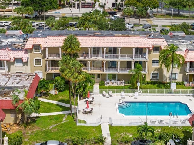 495 Se 8th St 242, Deerfield Beach