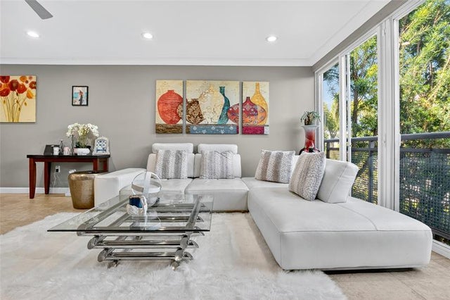 4 of 73 - 822 Ne 19th Ave 822, Fort Lauderdale, FL