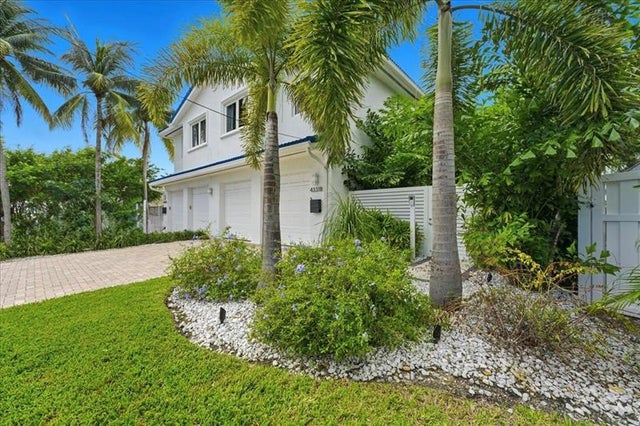 2 of 18 - 4331 W Tradewinds Ave B, Fort Lauderdale, FL